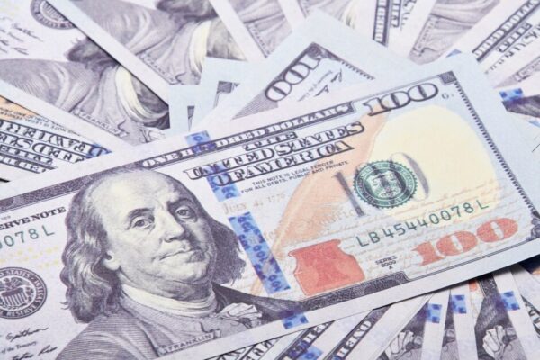 Geheimtipps für erfolgreiche Flohmarkt-Flips: So verdienst du mit Secondhand-Ware