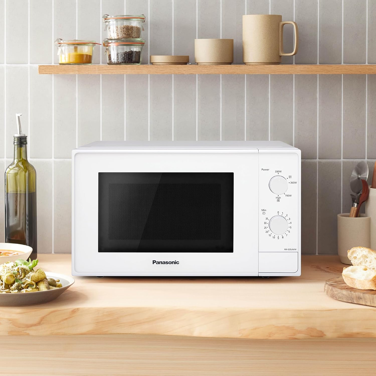 Panasonic NN-E20JWMEBG Mikrowelle mit Glasplatte, 20 l, 800 W, Auftaufunktion, 5 Leistungsstufen, Timer, weiß, Modell 2025 – Bild 5
